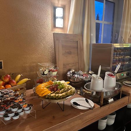 Berghotel Drei Brueder Hoehe Marienberg Bagian luar foto