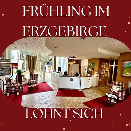 Berghotel Drei Brueder Hoehe Marienberg Bagian luar foto