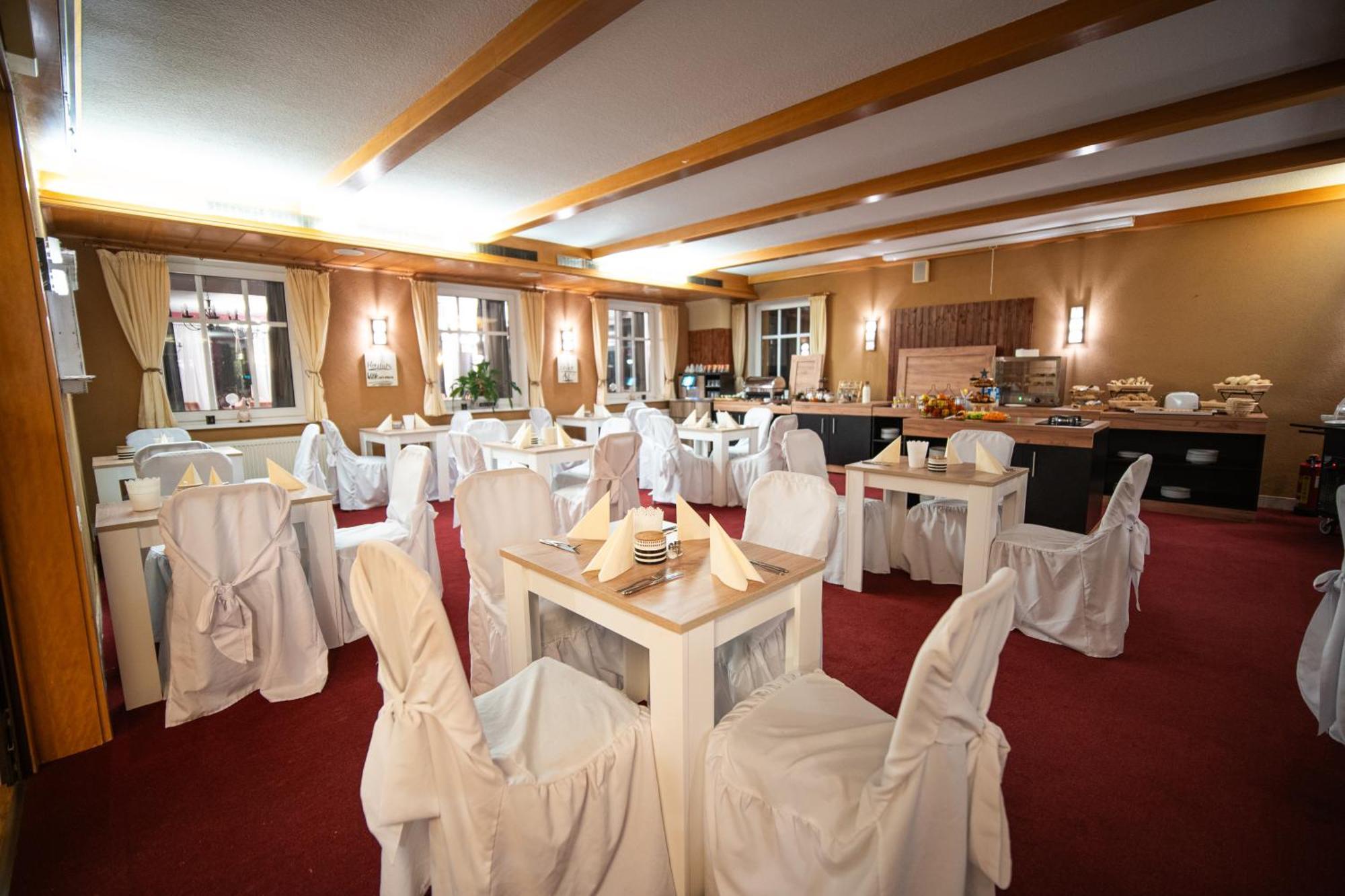 Berghotel Drei Brueder Hoehe Marienberg Bagian luar foto
