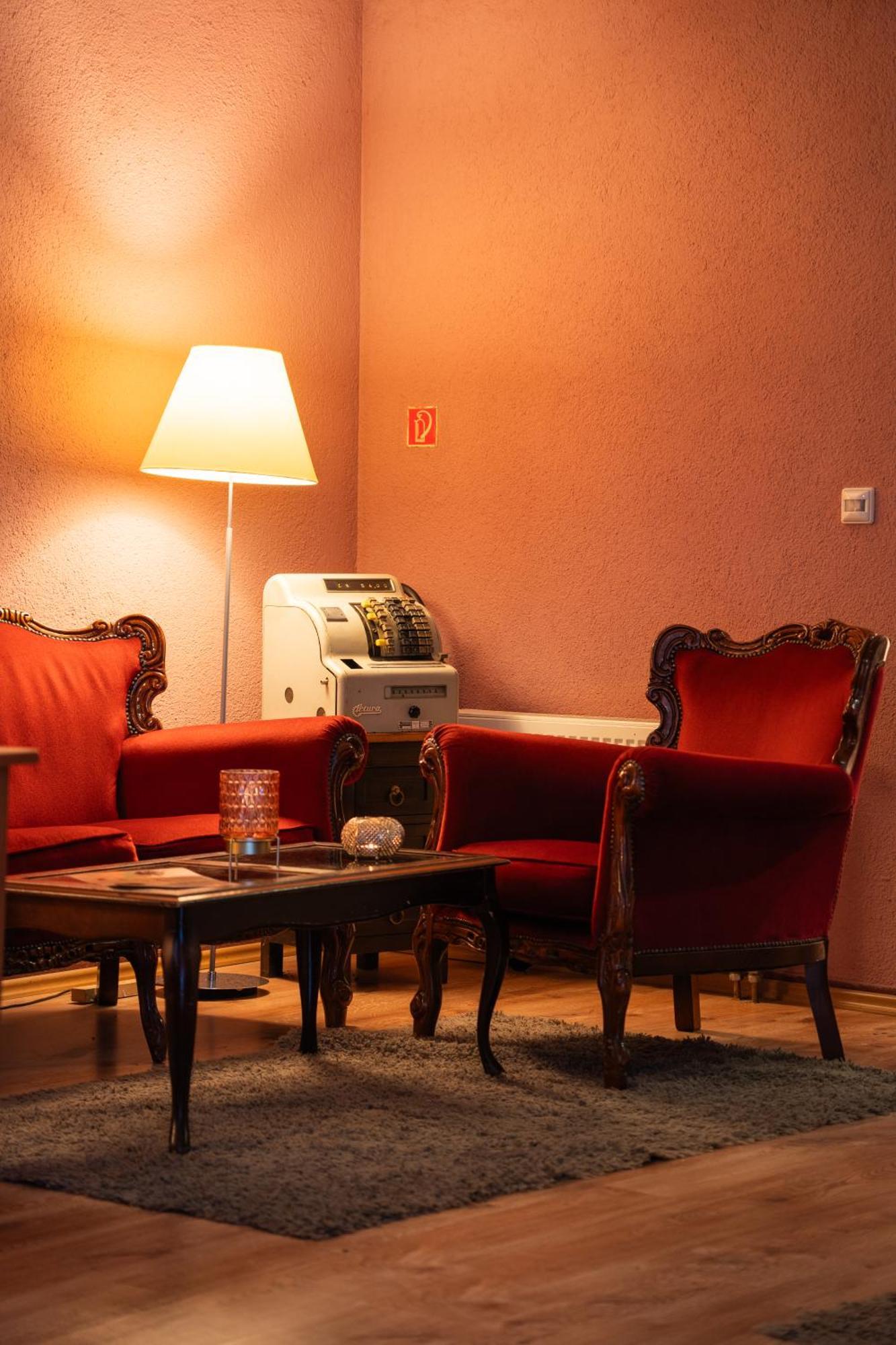 Berghotel Drei Brueder Hoehe Marienberg Bagian luar foto