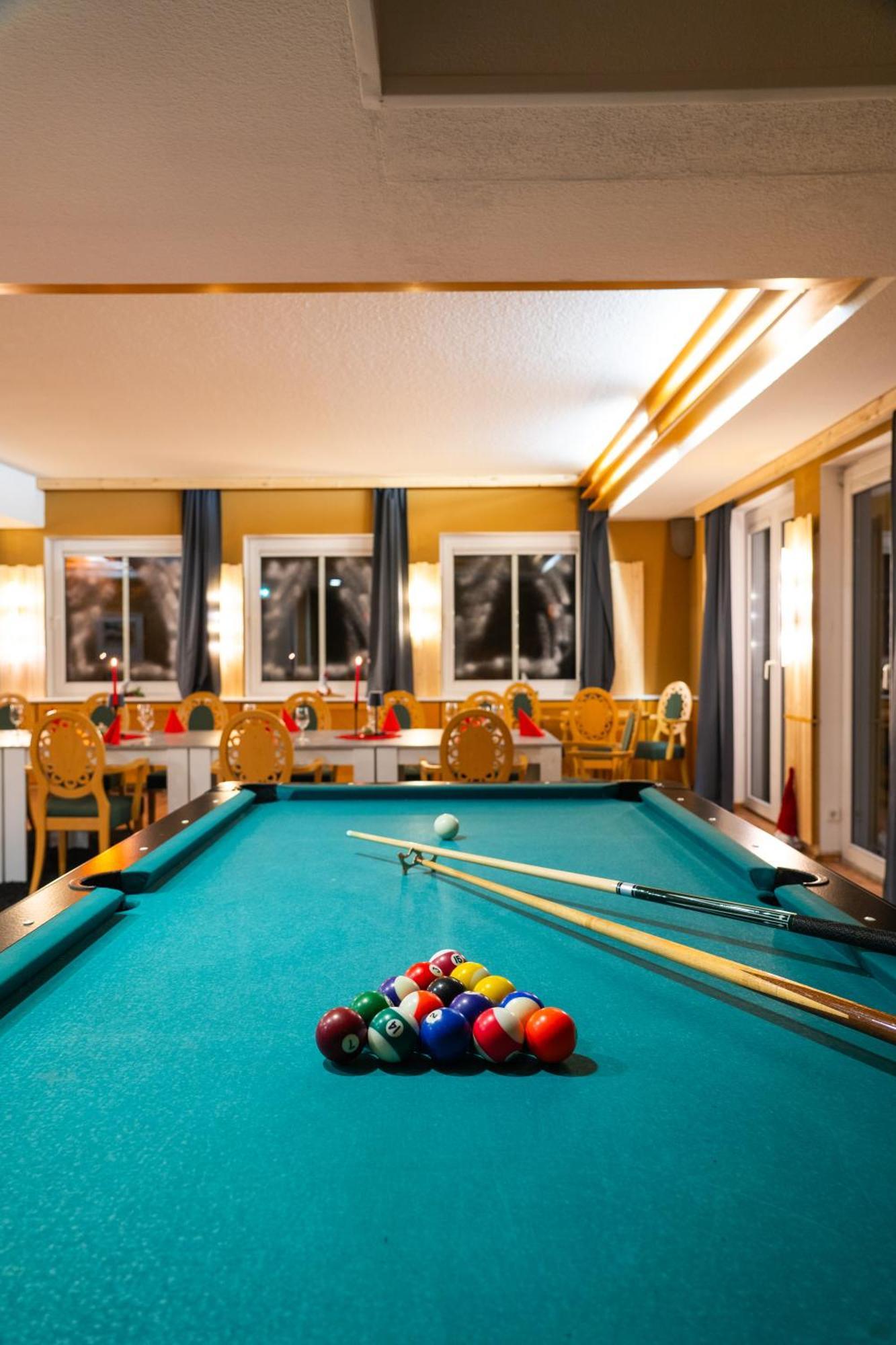 Berghotel Drei Brueder Hoehe Marienberg Bagian luar foto