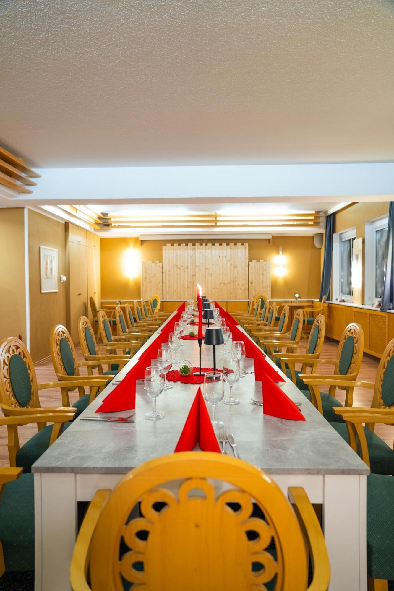 Berghotel Drei Brueder Hoehe Marienberg Bagian luar foto