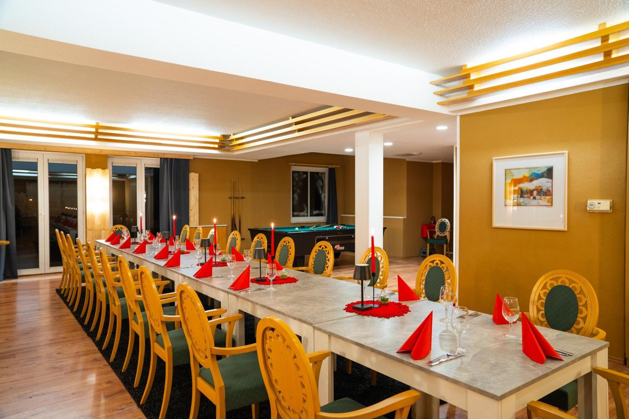 Berghotel Drei Brueder Hoehe Marienberg Bagian luar foto
