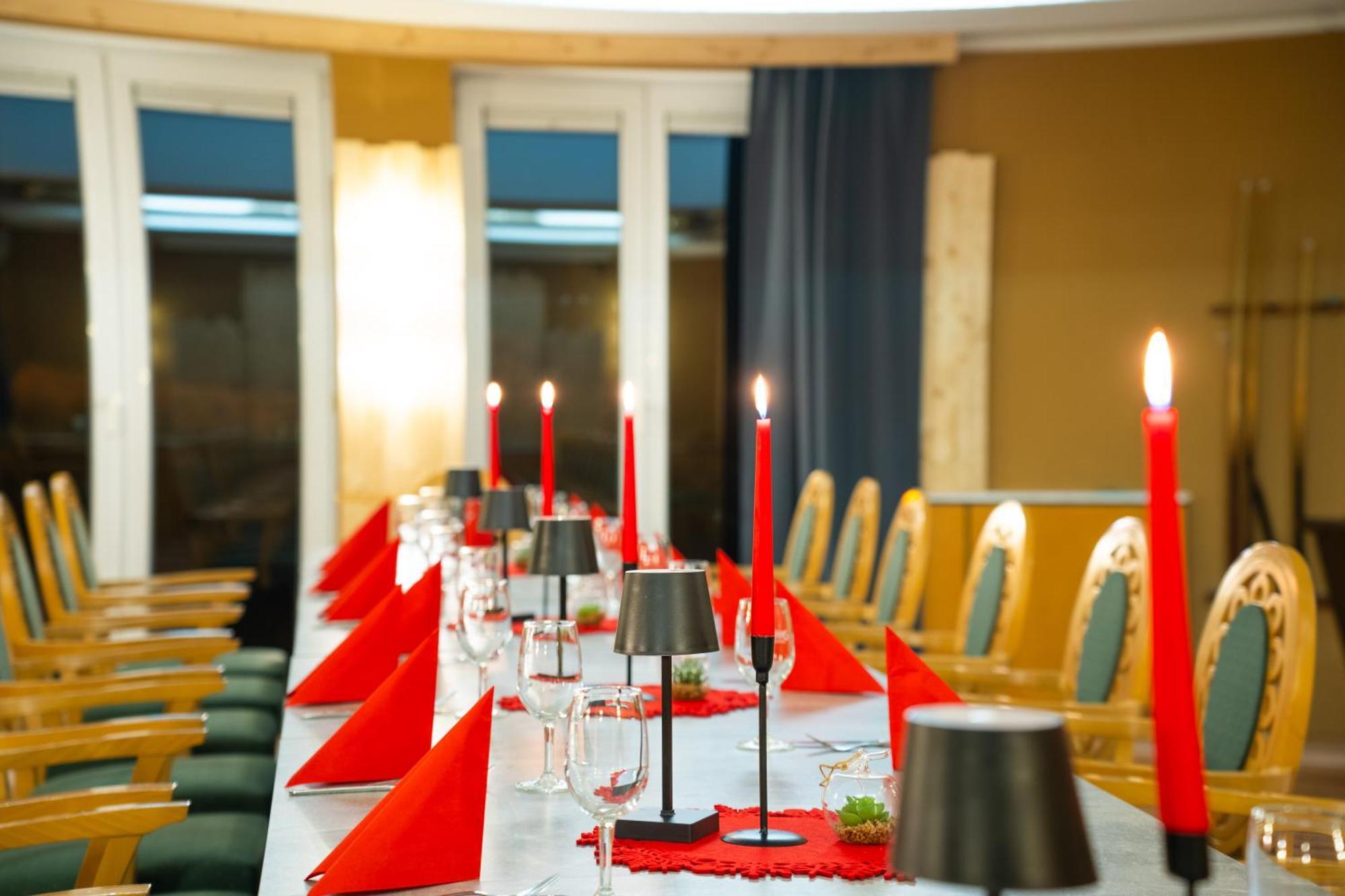 Berghotel Drei Brueder Hoehe Marienberg Bagian luar foto