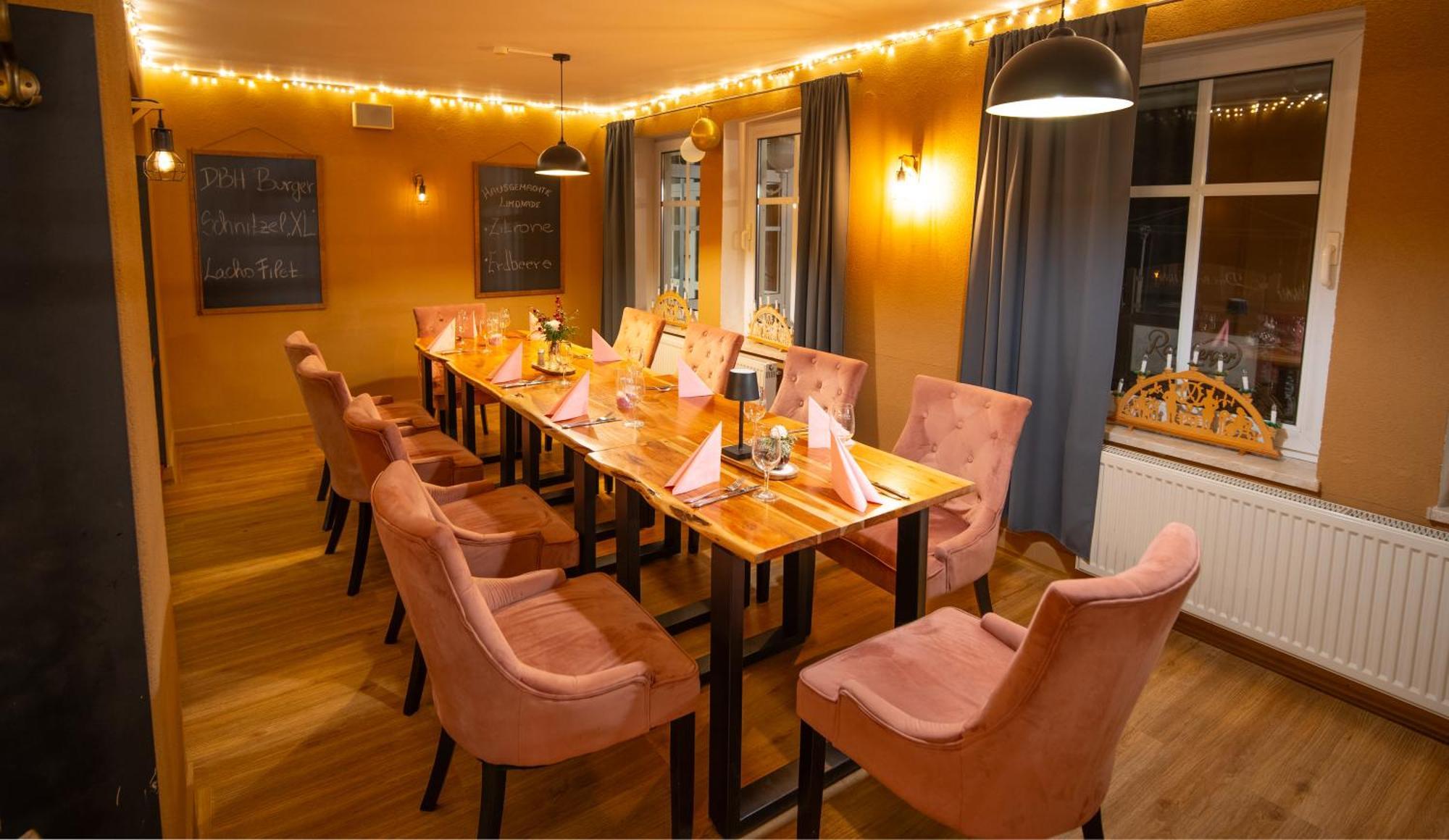 Berghotel Drei Brueder Hoehe Marienberg Bagian luar foto